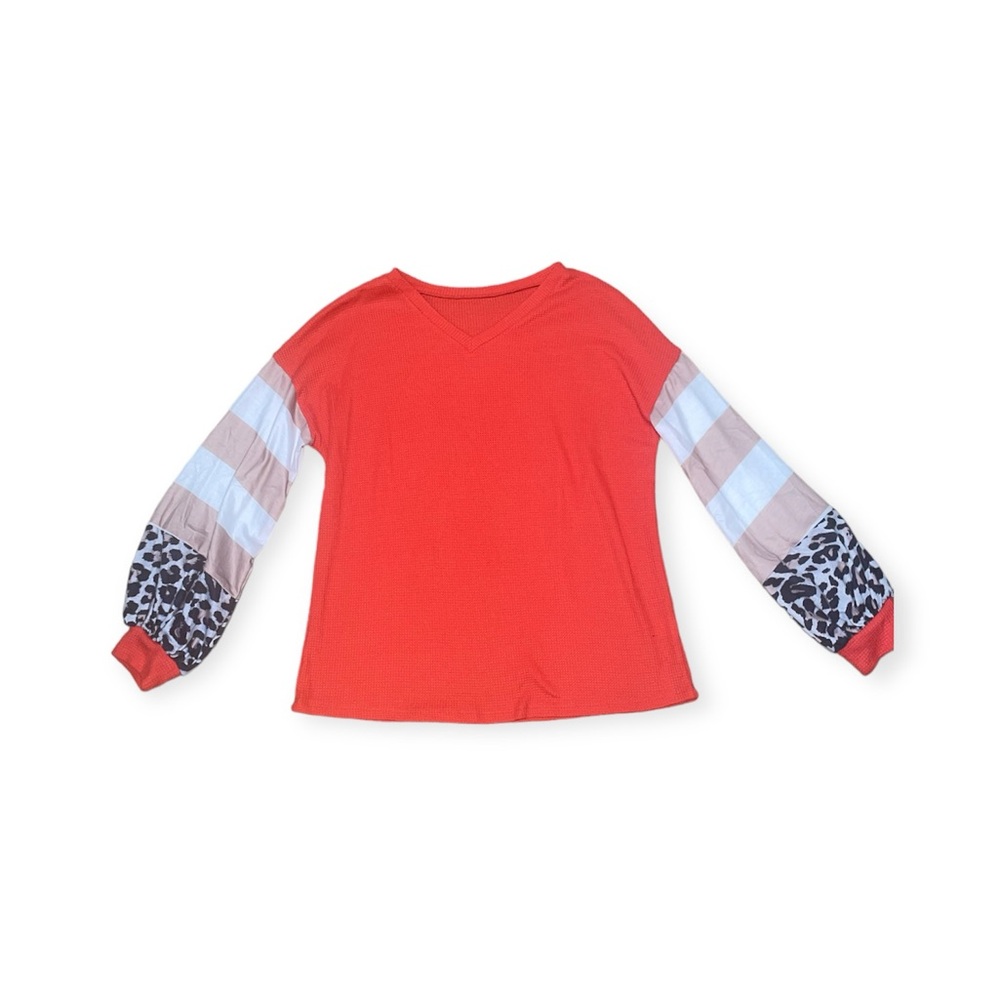 Women’s Medium Coral Waffle Knit Balloon Sleeve Cheetah Print‎ Shirt